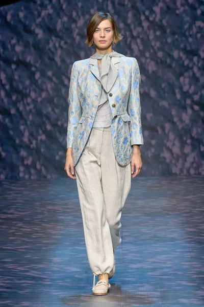 Look 23